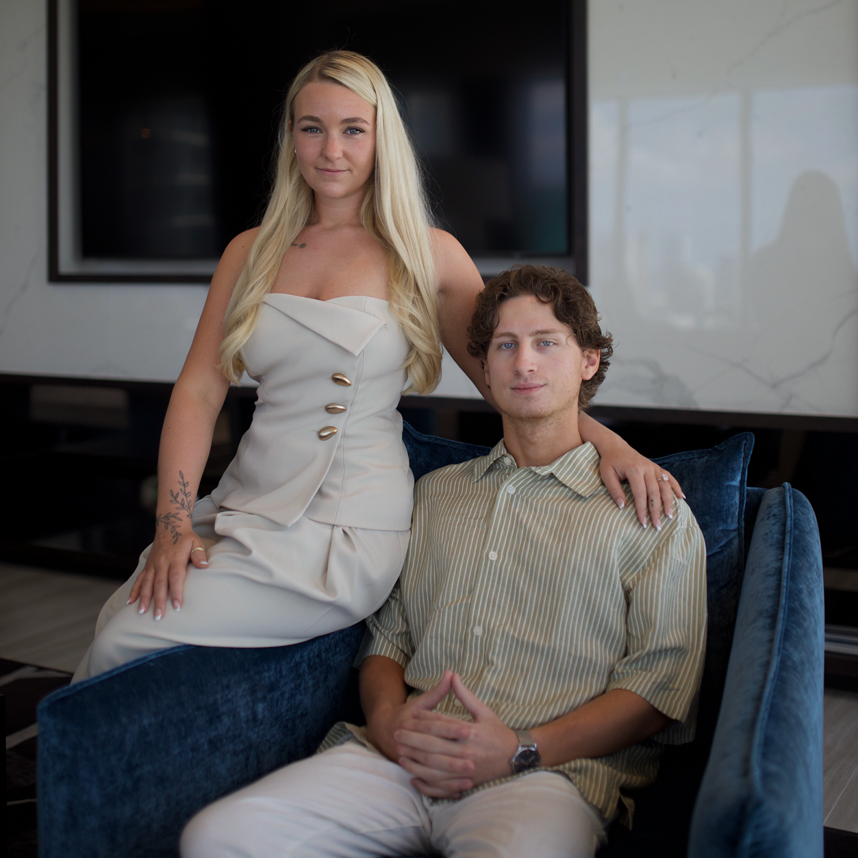 Desert Bronze is now under new ownership, led by Amya — a familiar face with over 5 years of experience at the salon. Alongside her partner Lane, they're on a mission to refresh and elevate the salon experience while staying true to what clients have always loved.